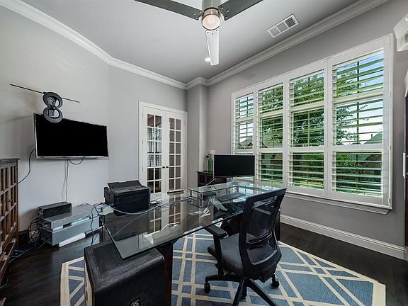 5th image of 115 San Bernard Dr