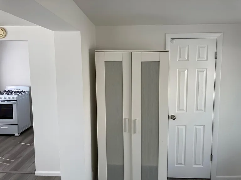 549 W Wickenburg Way #6 — Photo 11