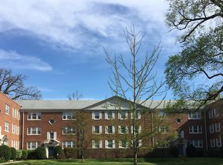 2715 Central St APT 2N, Evanston, IL 60201