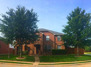 5517 Glenview Ln, The Colony, TX 75056