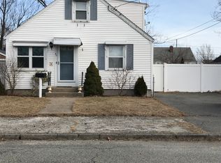 80 Dewey Ave, Pawtucket, RI 02861