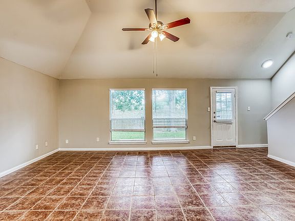 5th image of 8238 Fuqua Gardens Dr