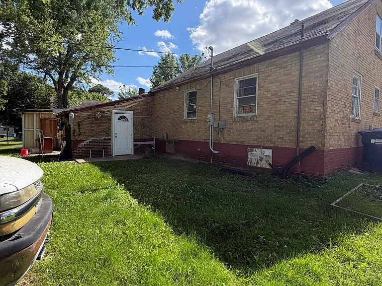 1004 S 25th St — Photo 10