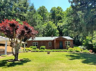 7494 Cruso Rd, Canton, NC 28716