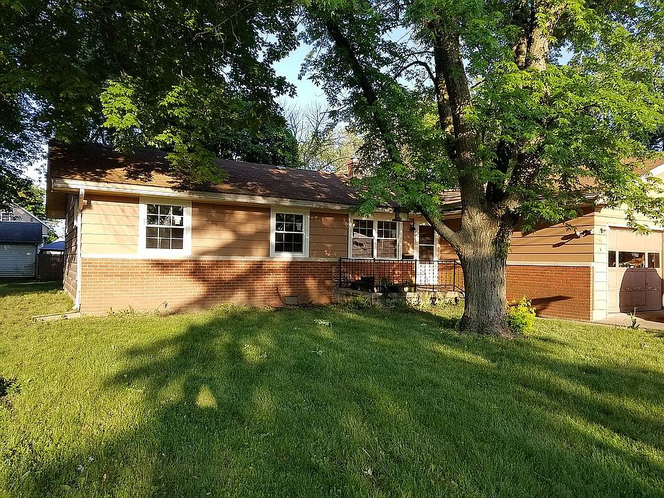 1st image of 1716 S Plum St