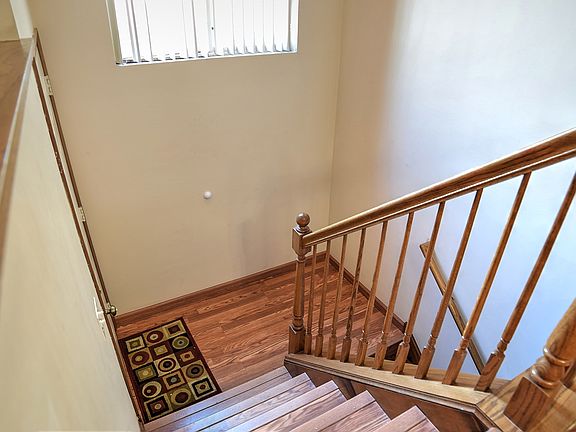 4th image of 352 Windsong Ct #352