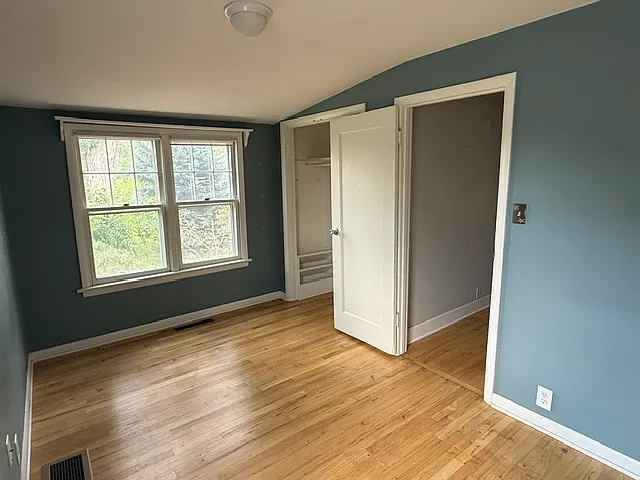 1226 W Prospect Rd — Photo 25