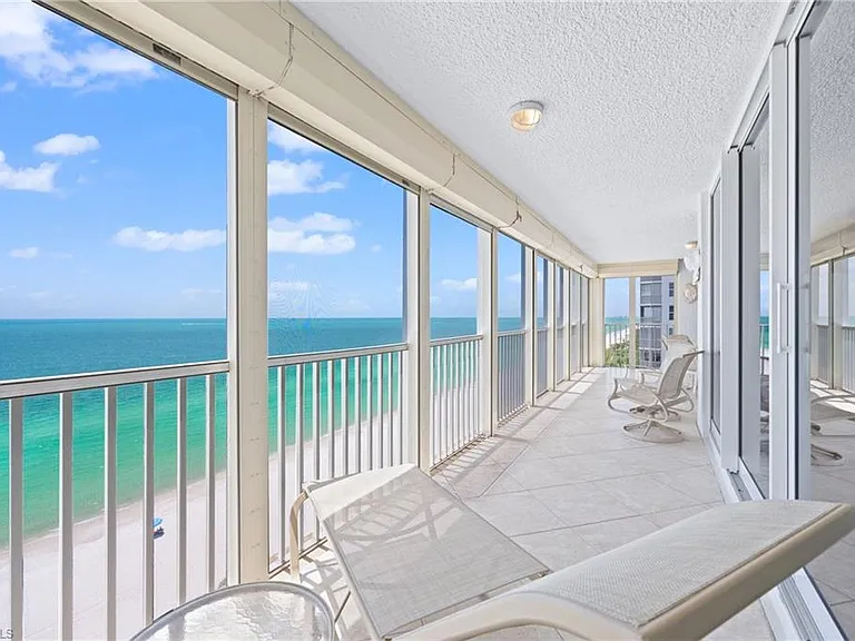 10691 Gulf Shore Dr #1102 — Photo 2