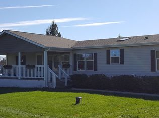 15225 Plank Rd, Union Grove, WI 53182