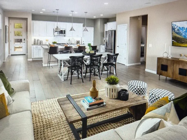 1144 Patriot Way, Hollister, CA 95023