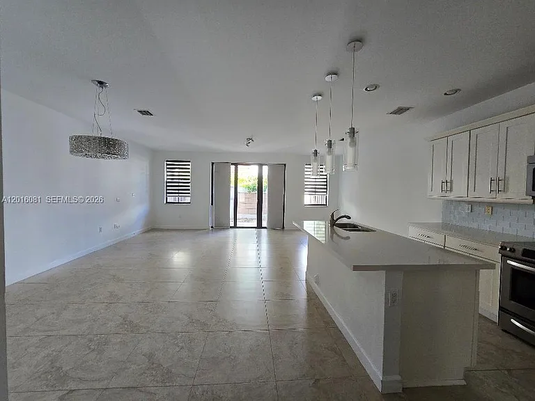 5810 NW 104th Path #5810 — Photo 23