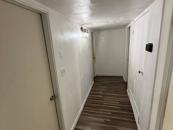 5th image of 802 Alamosa St
