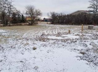 304 3rd St, Epping, ND 58843