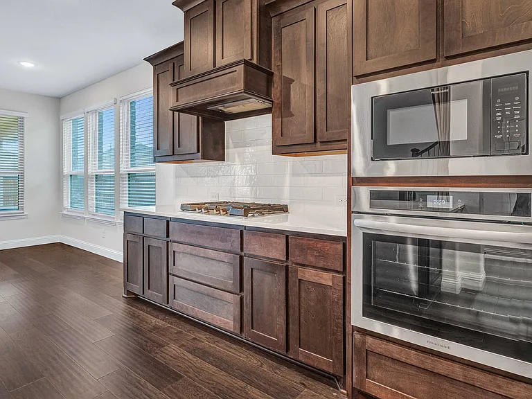 1228 Arrowwood Dr — Photo 10