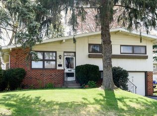 13 Blue Ridge Rd, Plymouth Meeting, PA 19462