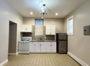 89 E 25th St #14E, Bayonne, NJ 07002