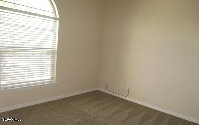 1071 Iron Hill Ave — Photo 16
