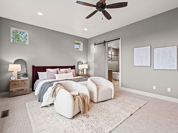 4th image of 3022 S Creek Pointe Ln