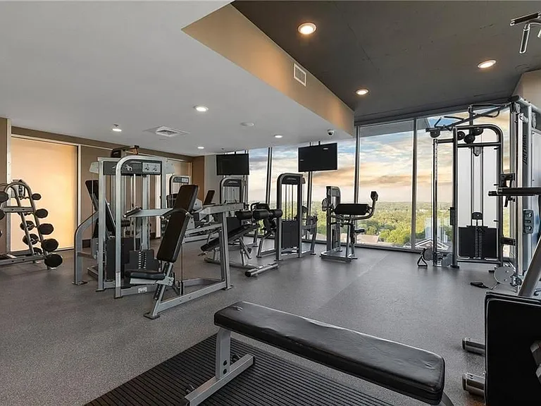 855 W Peachtree St NE #2211 — Photo 37