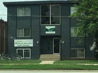 1005 S 1st St #9, Champaign, IL 61820