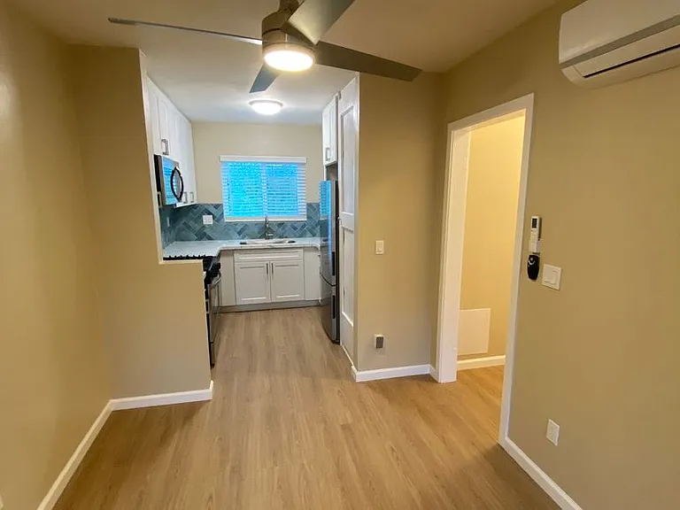 1411 Tyler Avenue — Photo 10