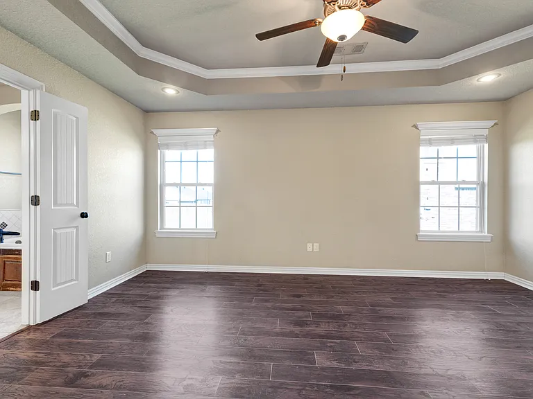 508 Torrington Way — Photo 17