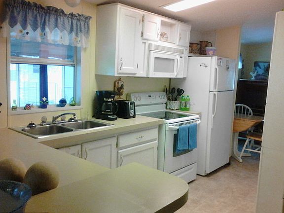 3rd image of 3323 NE 14th St Lot C17