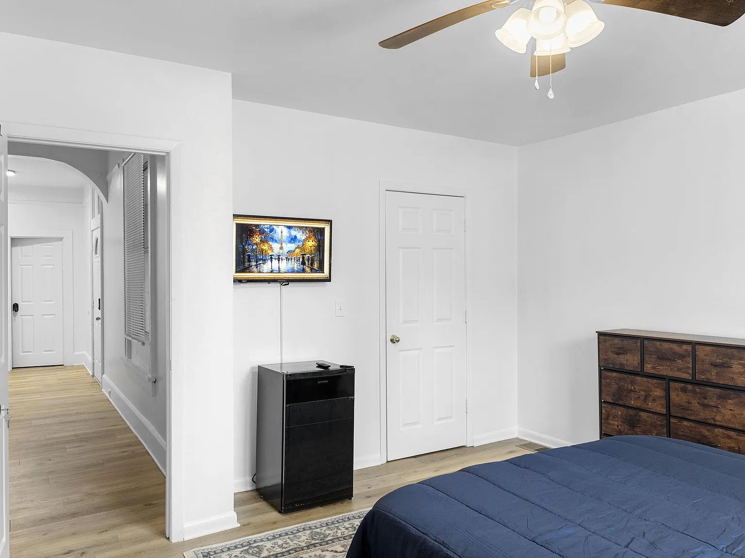 4 bed, 4.0 bath, 1800 sqft, $1,074 — Photo 3