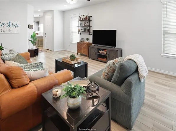 1079 Toledo Bend Dr, College Station, TX 77845