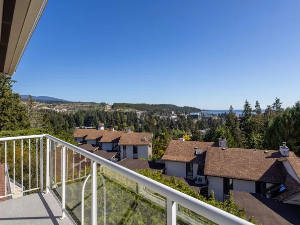 5768 Marine Way #8, Sechelt, BC V7Z 0K4
