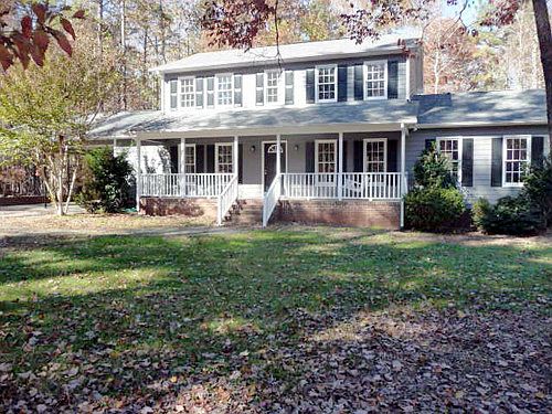 1st image of 2417 Mandy Ln