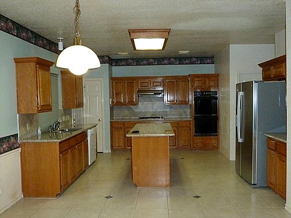 4th image of 16622 Colony Terrace Dr