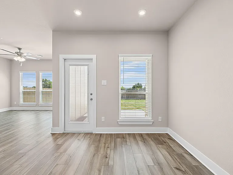 2719 Wasilla Dr — Photo 3