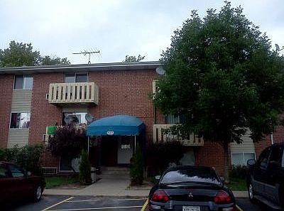 1st image of 670 E Liberty St APT 305