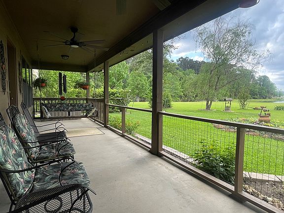2nd image of 340 Timberlane Loop