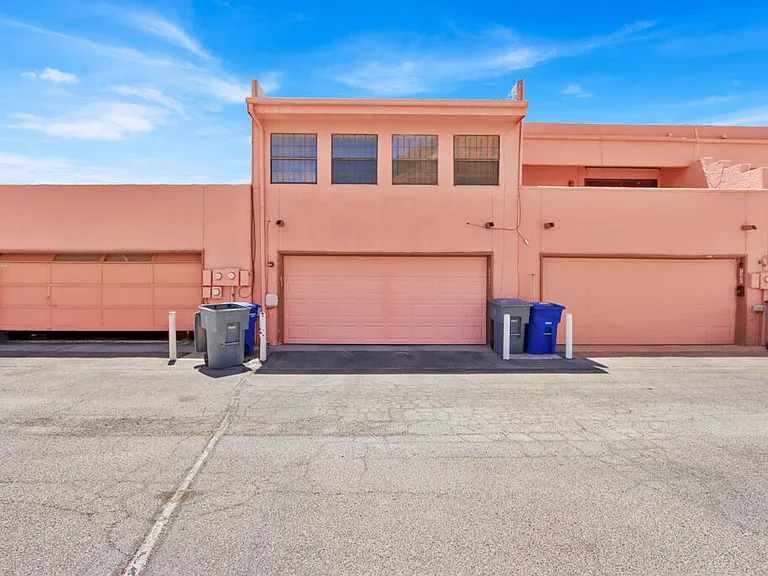 730 N Resler Dr #B — Photo 13