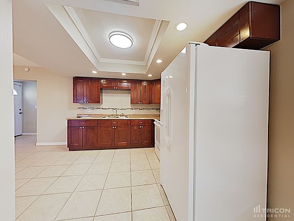5th image of 5335 Starhill Pl