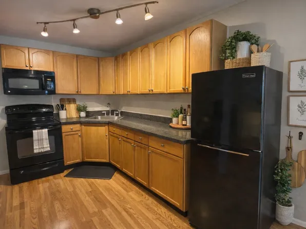 (undisclosed Address), Centereach, NY 11720