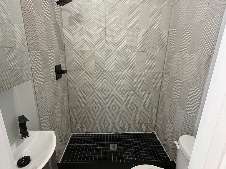 112 Duncan Ave #3A — Photo 11