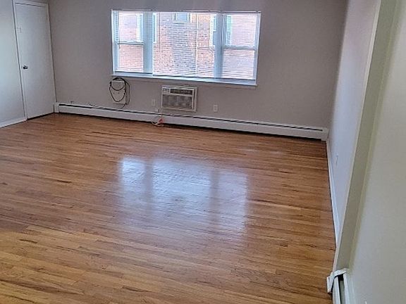 2nd image of 286 Stuyvesant Ave APT 1