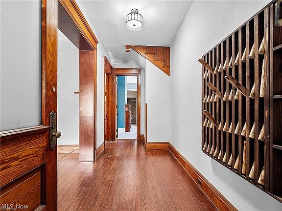 4th image of 6110 W Clinton Ave