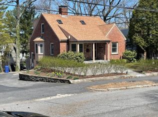 34 Roundwood Rd, Newton, MA 02464