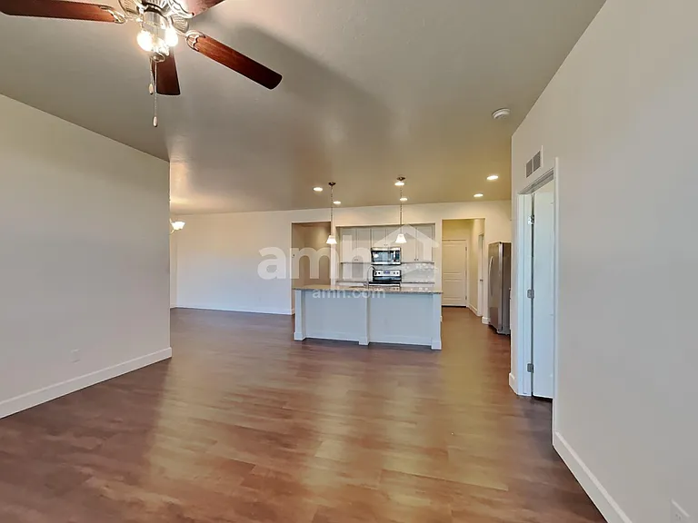275 E Sicily Dr — Photo 5