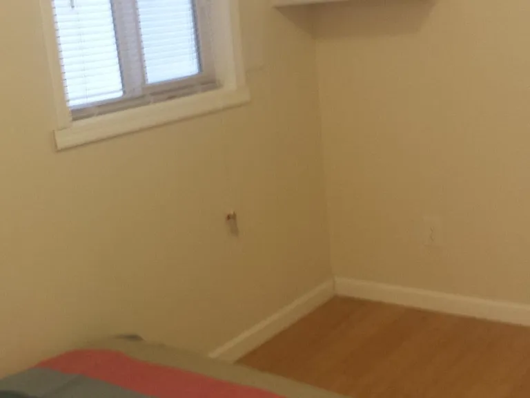 357 Hawthorne Ave #C — Photo 23