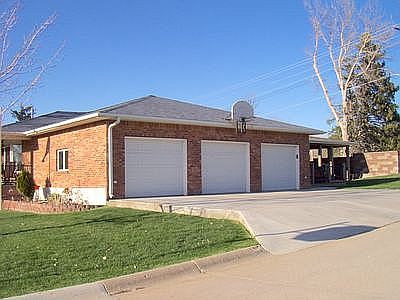 3-Car Garage