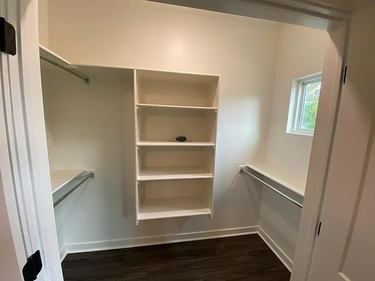 606 SW 3rd St #2 — Photo 14