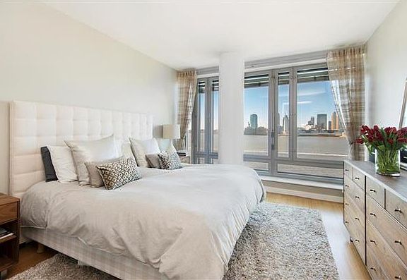 5th image of 8 River Ter APT 9R