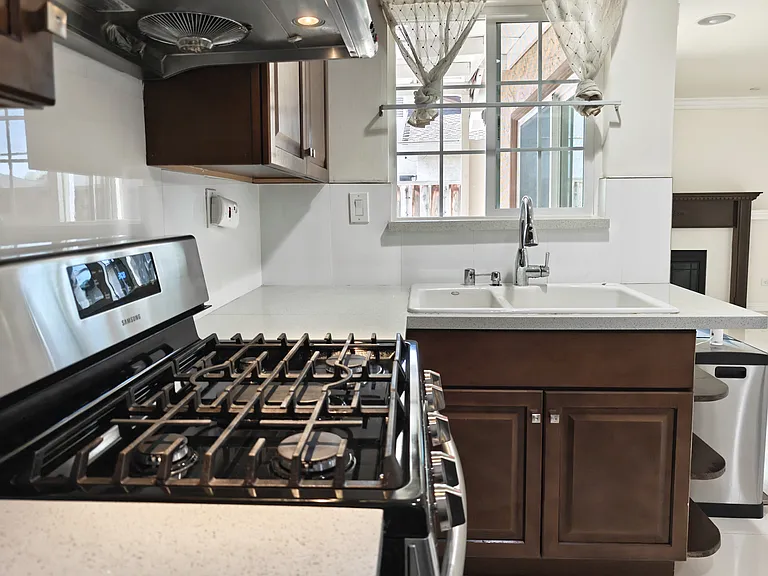 2086 Fairway Glen Dr — Photo 4