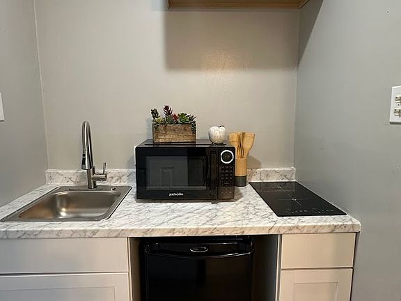 3rd image of 2400 North Ave #27