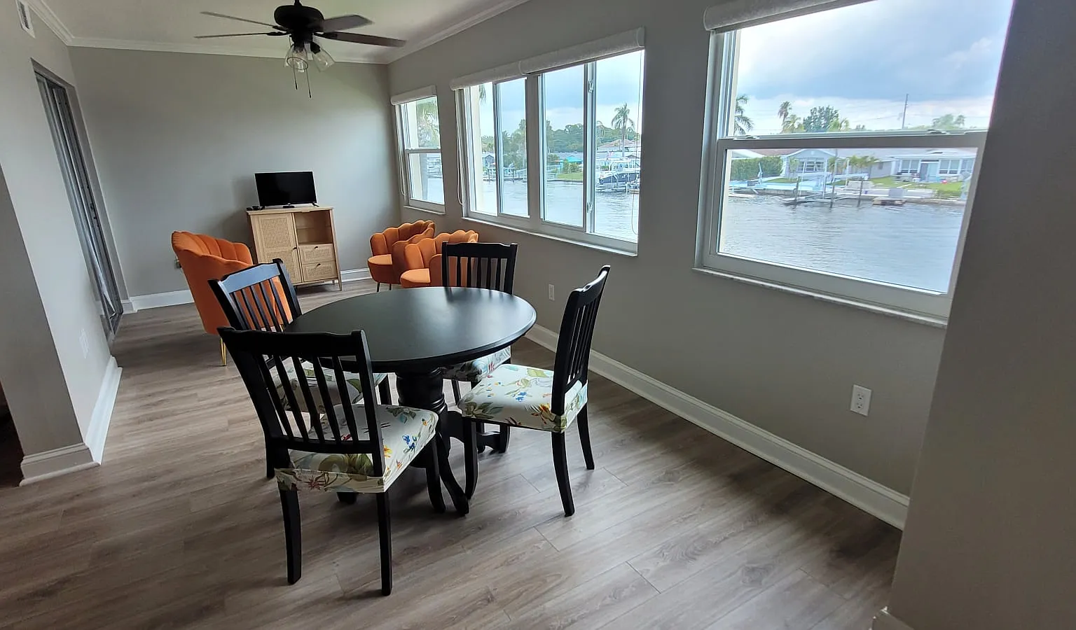 2 bed, 1388 sqft, $1,950 — Photo 4